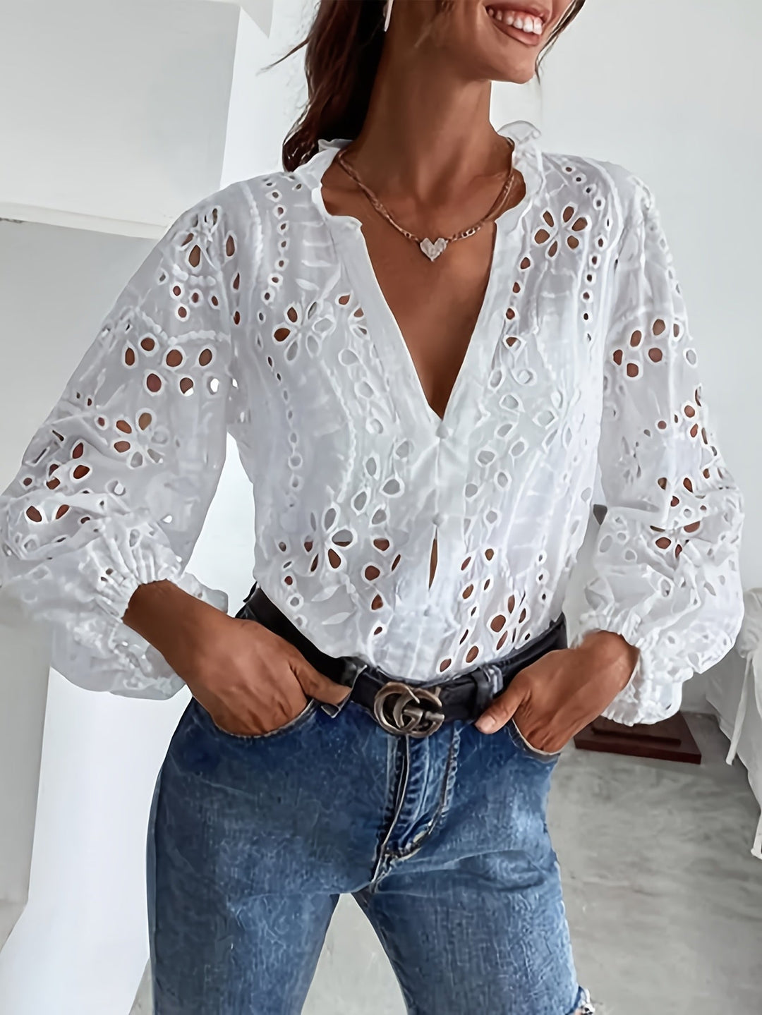 Roselina – Embroidered Long-Sleeve Blouse with Cut-Out Pattern
