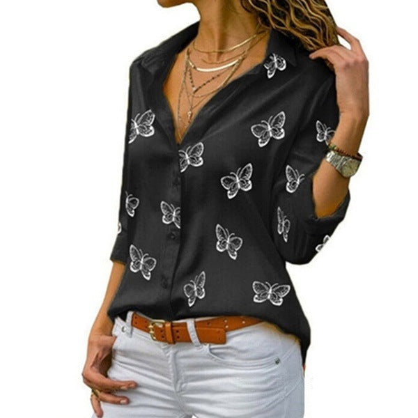 Neleia – Relaxed Fit Blouse with Butterfly Print
