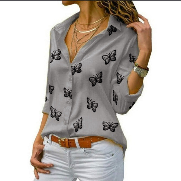 Neleia – Relaxed Fit Blouse with Butterfly Print