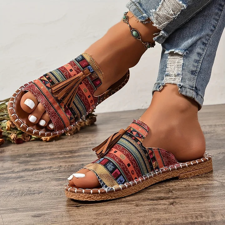 CASUAL LORRAINE ORTHOPAEDIC SANDALS