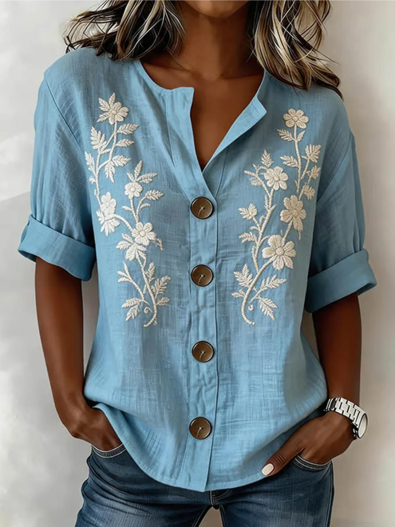 Yara – Top with Button Closure