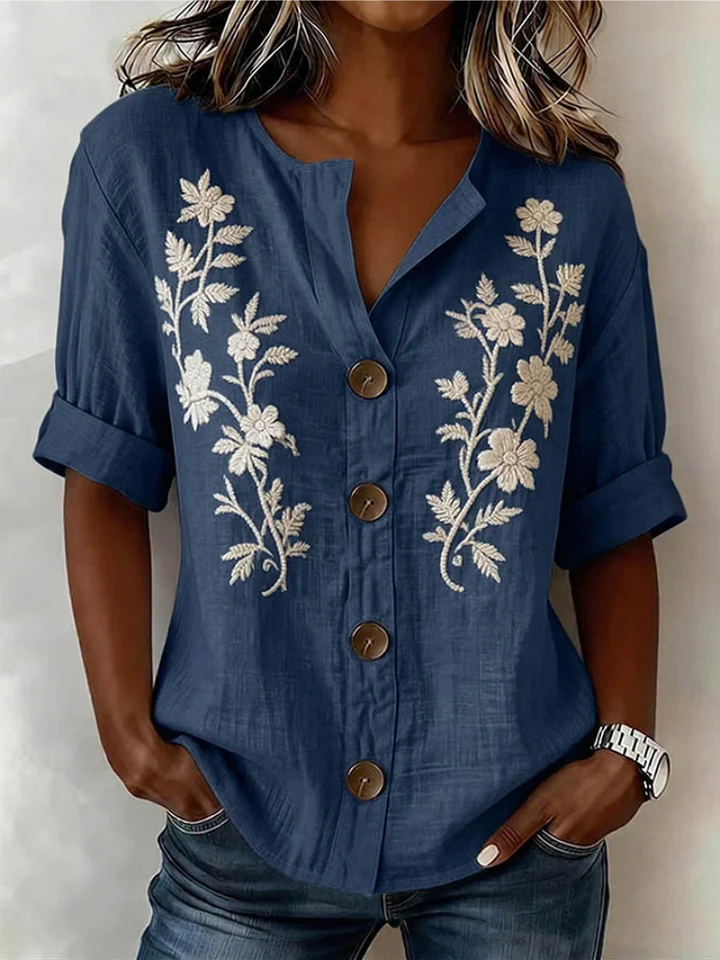 Yara – Top with Button Closure
