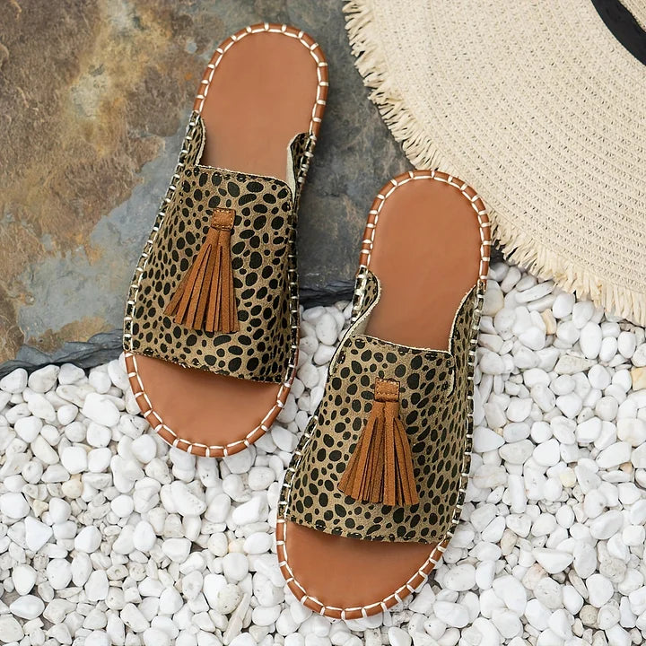 CASUAL LORRAINE ORTHOPAEDIC SANDALS